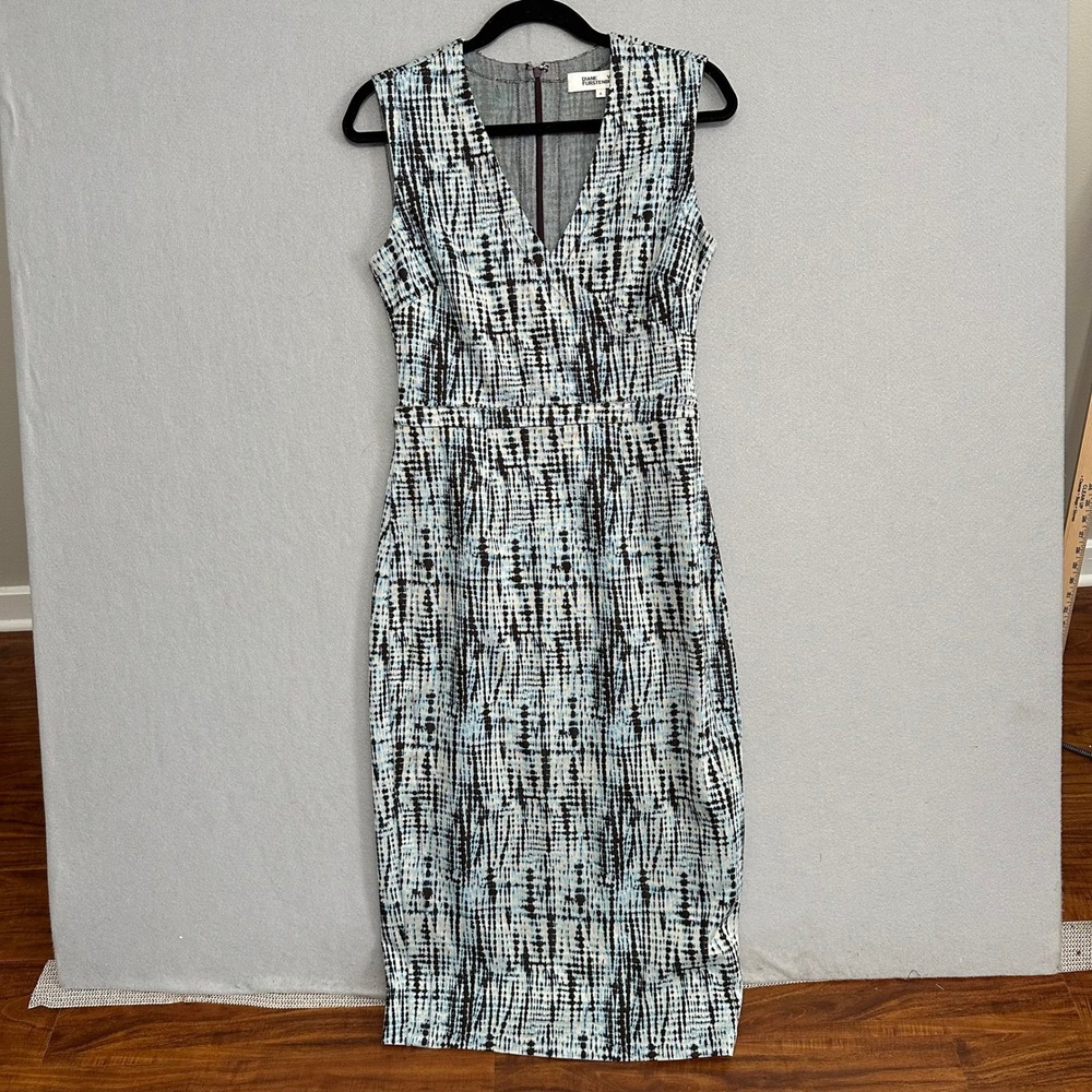 Diane von Furstenberg DVF Blue Abstract Geometric Sleeveless Sheath Dress 4